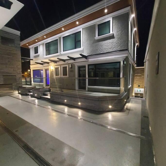 Beautiful Bright 3 Bed Townhouse Apartamento Vancouver Exterior foto