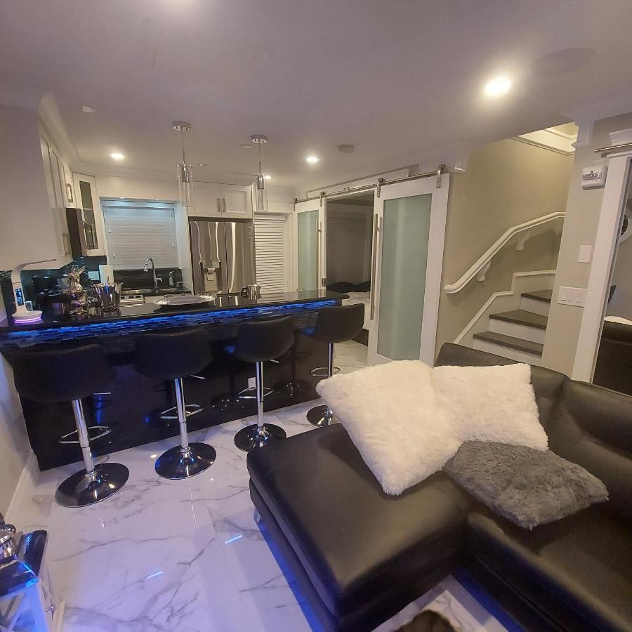 Beautiful Bright 3 Bed Townhouse Apartamento Vancouver Exterior foto