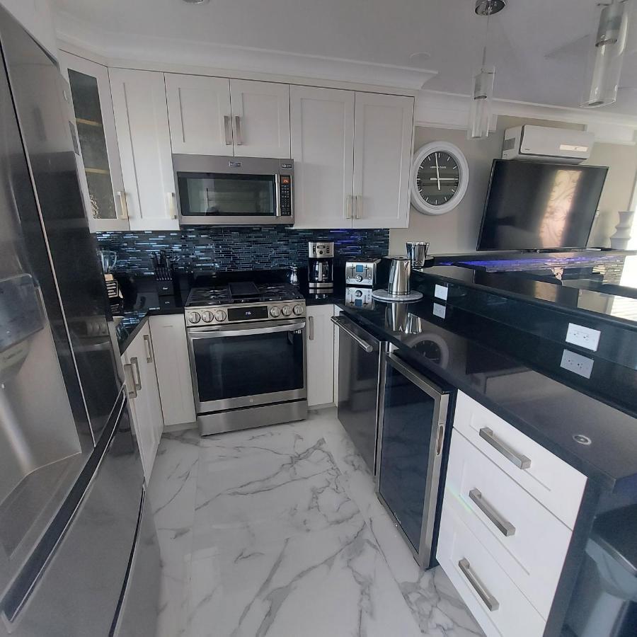 Beautiful Bright 3 Bed Townhouse Apartamento Vancouver Exterior foto